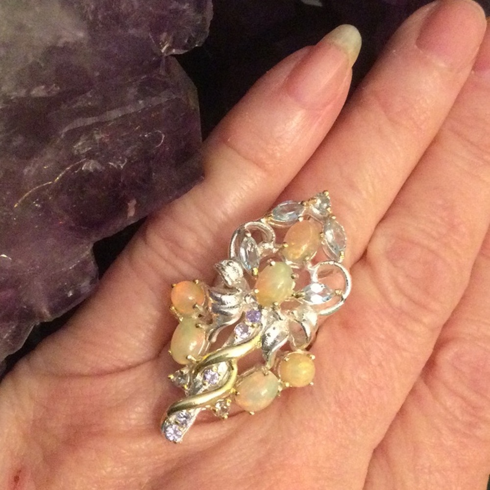 Outstanding Elegance, Genuine Natural Fiery Opal Ring - Picture 12 of 15